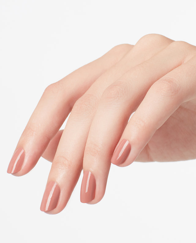OPI Barefoot in Barcelona - E41