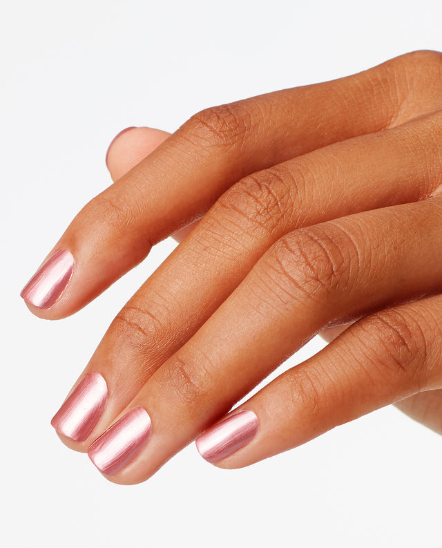 OPI Chicago Champaign Toast - S63